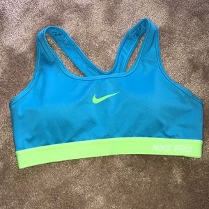 Nike Pro Padded Sports Bra